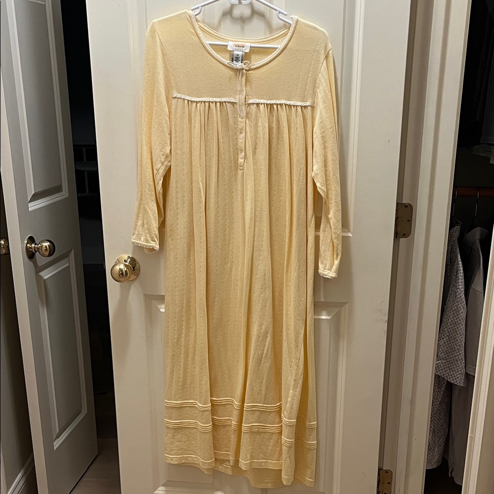 Talbots Yellow Nightgown